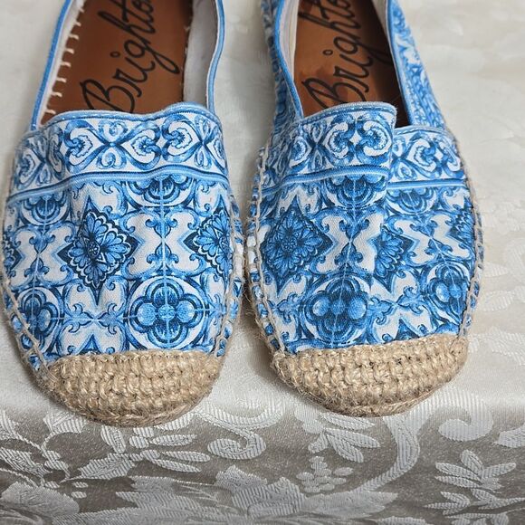 Brighton Blue Espadrilles with Floral Print - Picture 4 of 7